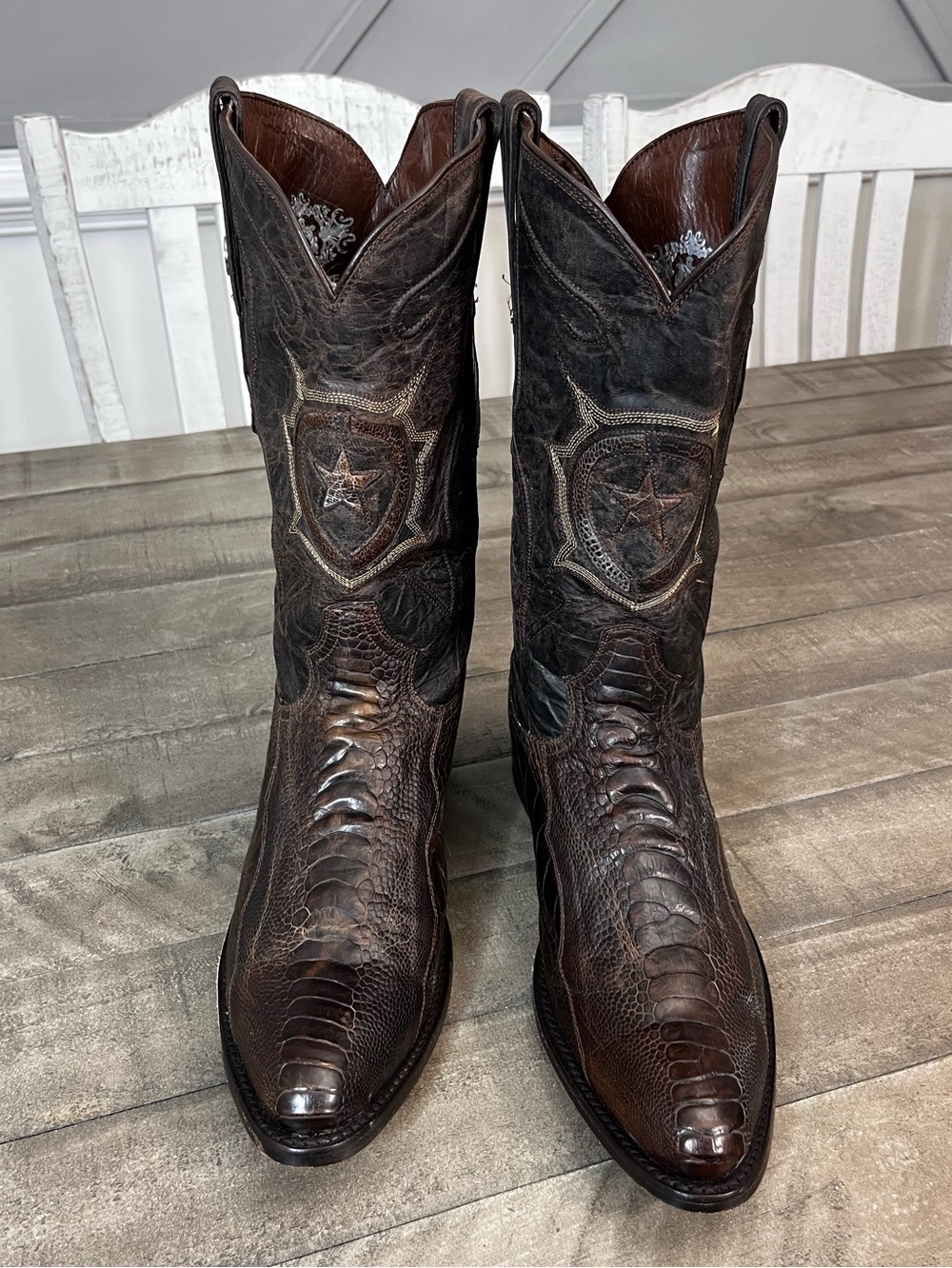 Tanner Mark Exotic Leather Lizard
Oiled Nicotine Cowboy Boots Snip
Toe Sz 12